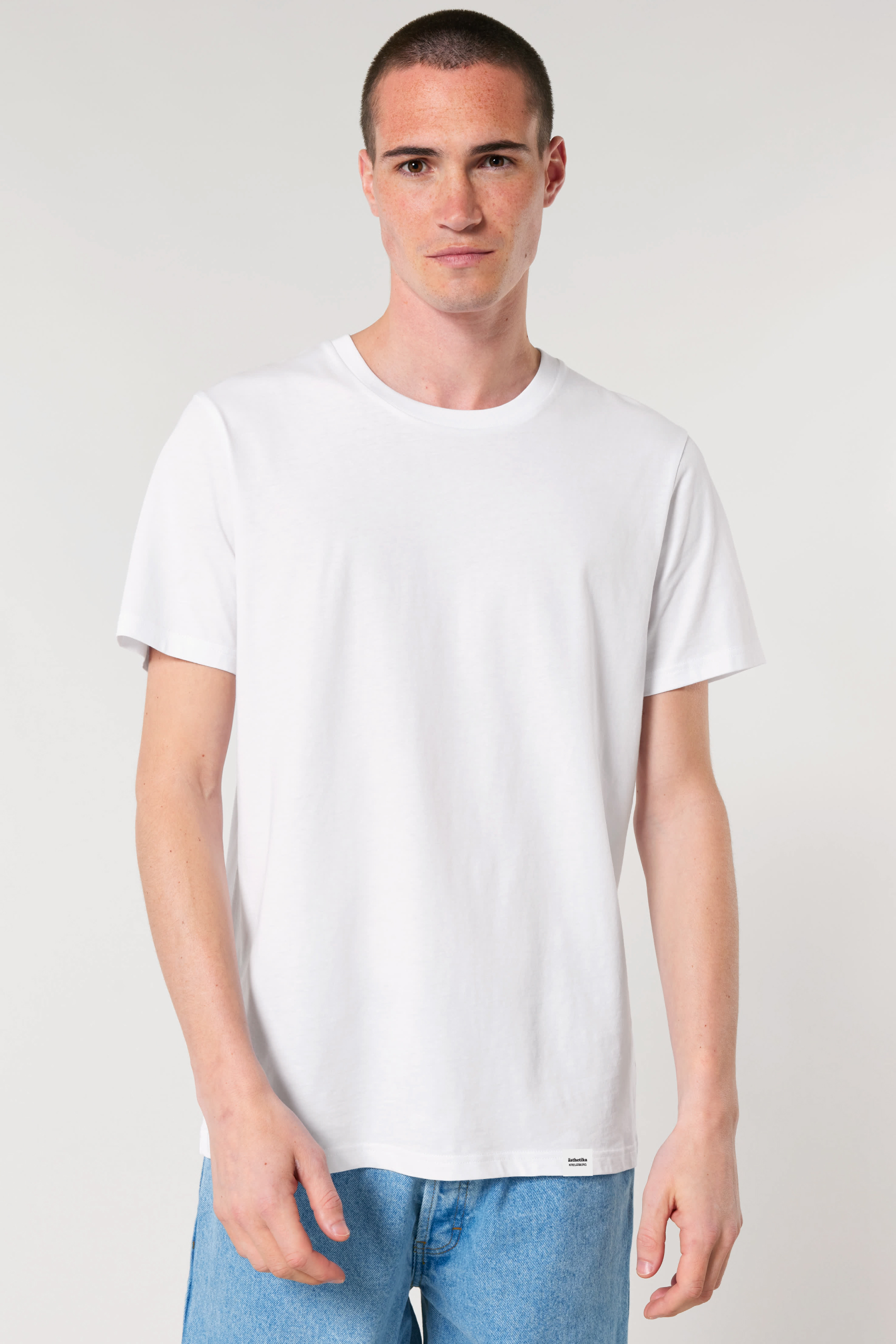 ästhetika T-Shirt – BASIC weiß Vorderseite