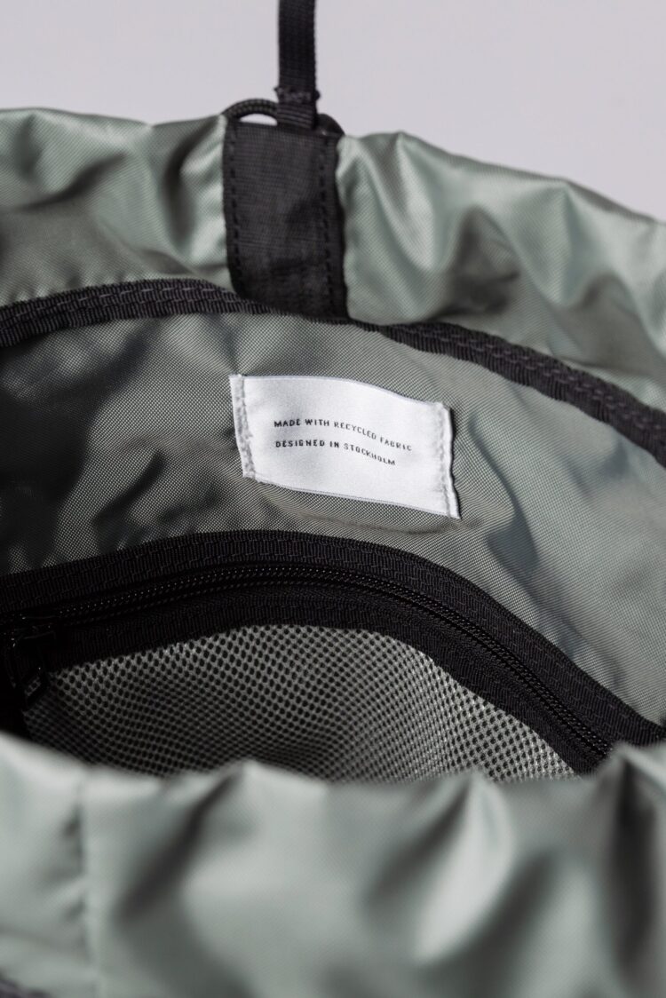 SANDQVIST – JONATAN black inside