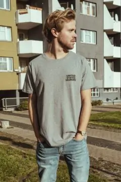 T-Shirt bold united states of europe grau/schwarz total