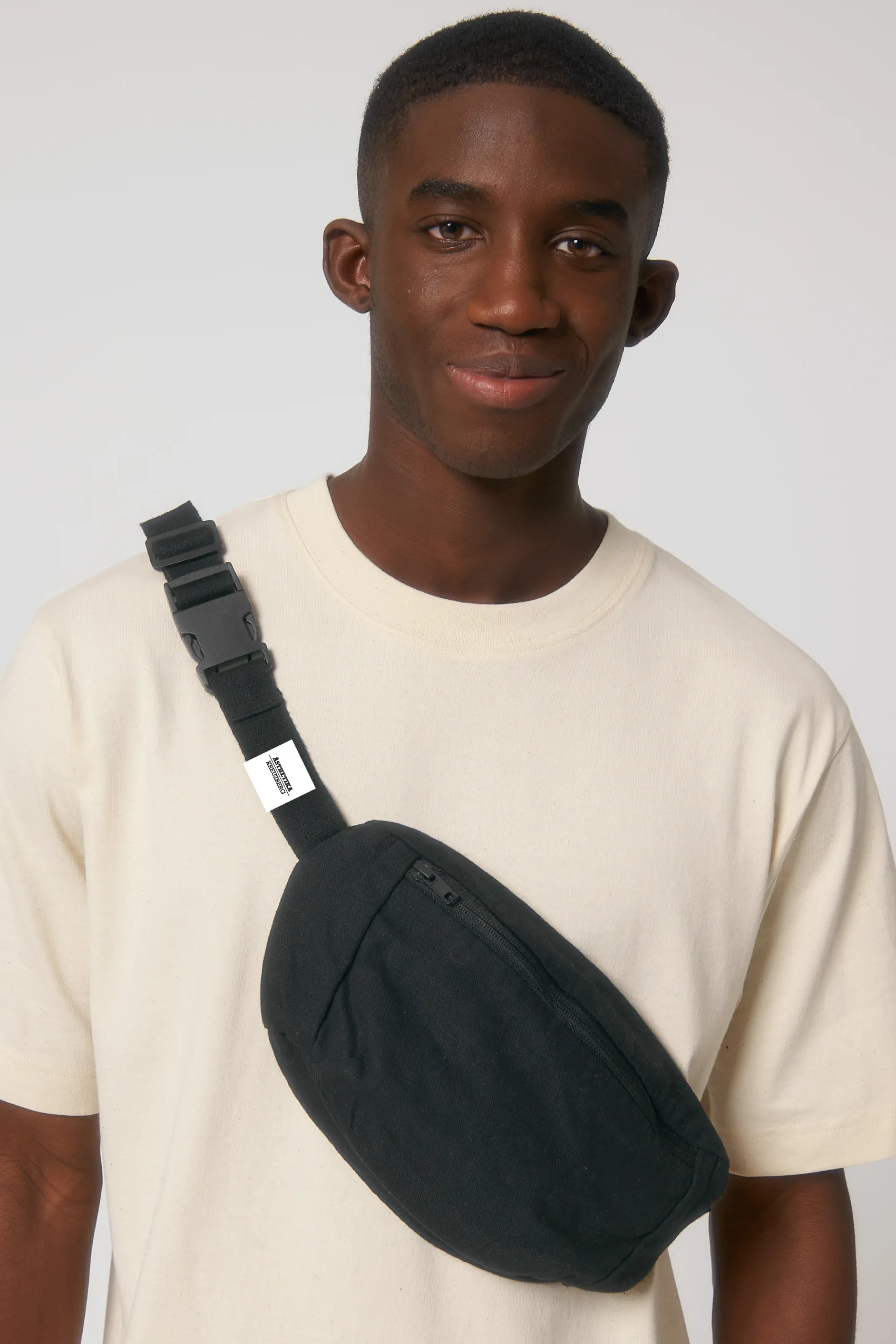 ästhetika Hip Bag black