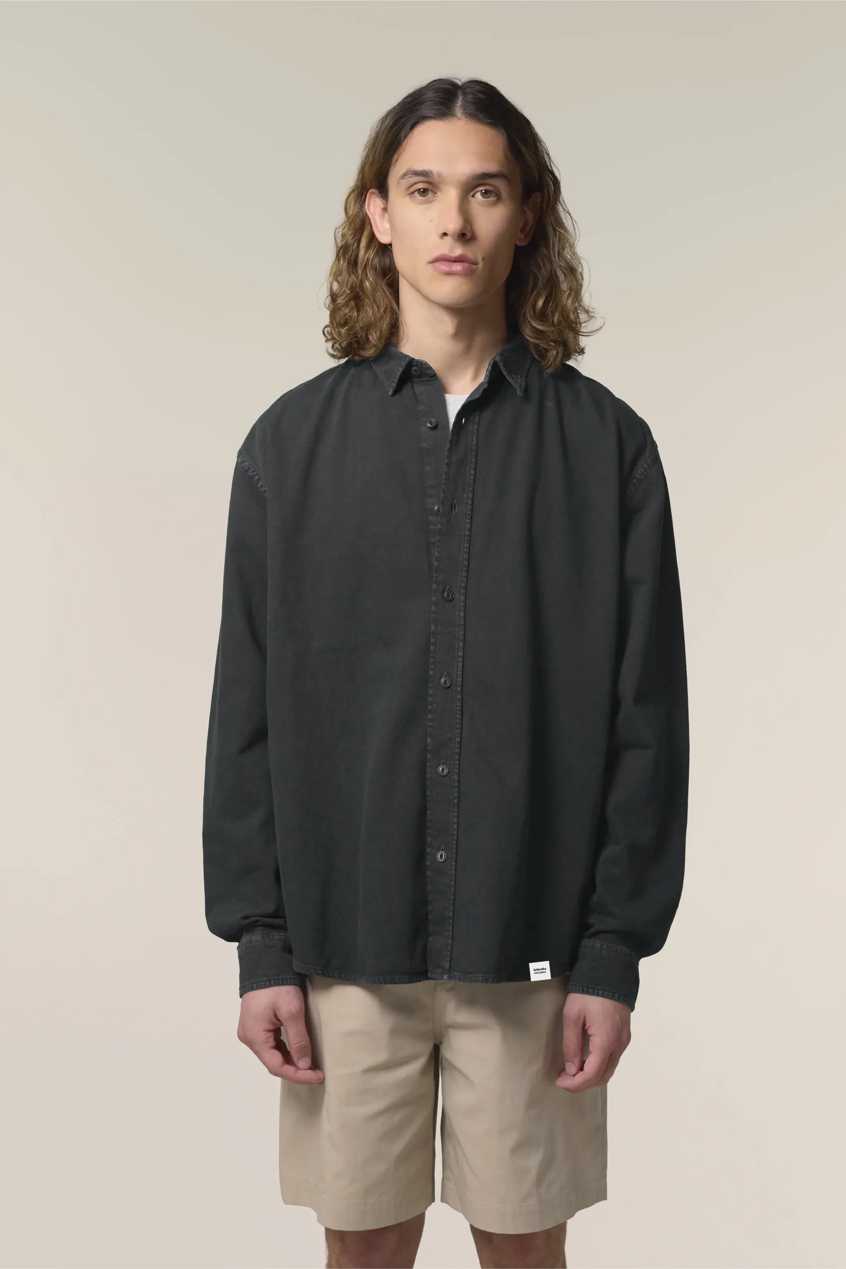 ästhetika Shirt – BASIC black Front