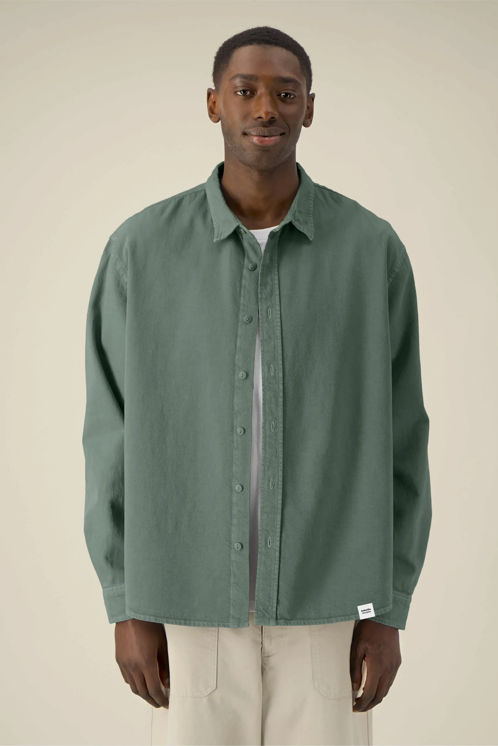 ästhetika Shirt – BASIC green bay Front