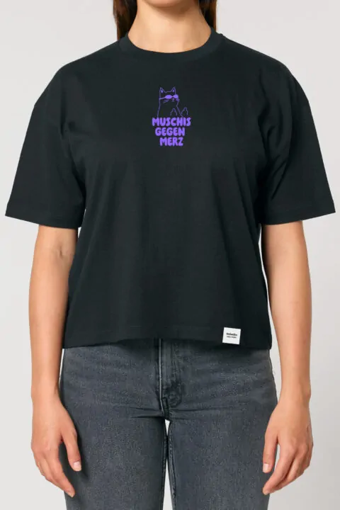 ästhetika T-Shirt Cropped – MUSCHIS GEGEN MERZ schwarz/lila Vorderseite